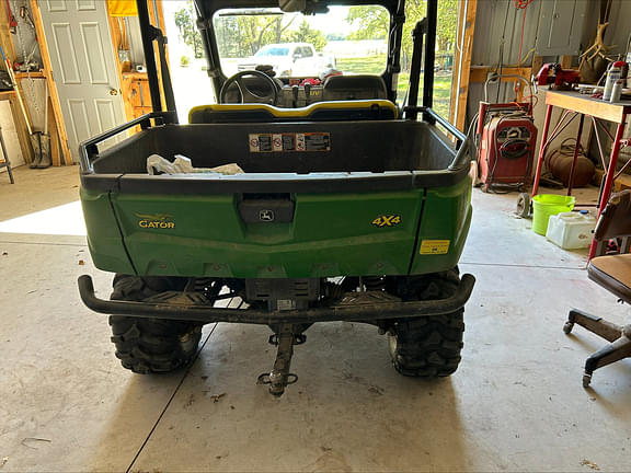 Image of John Deere Gator XUV 550 equipment image 3