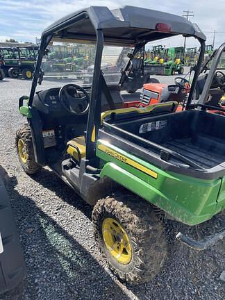 Image of John Deere XUV 550 equipment image 3