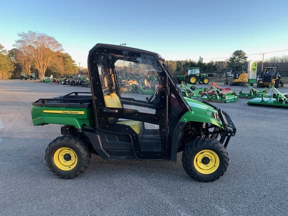 Image of John Deere XUV 550 equipment image 2