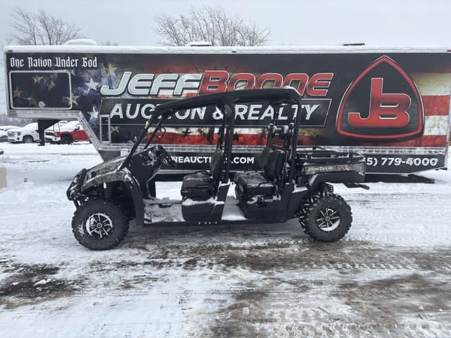 Image of John Deere XUV 550 S4 equipment image 1