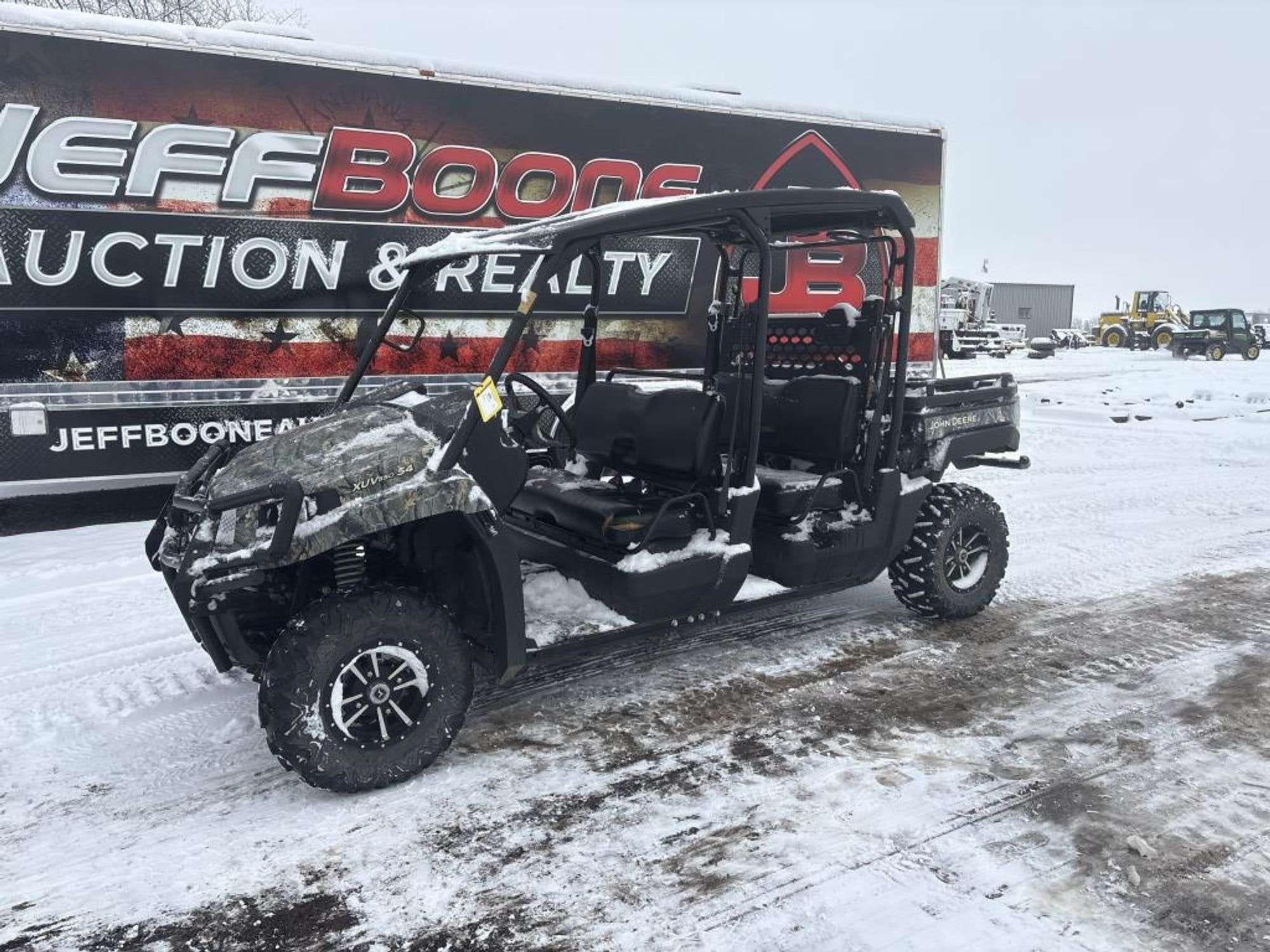 2012 John Deere XUV 550 S4 Equipment Image0