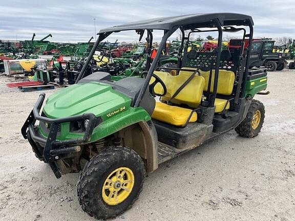 Image of John Deere XUV 550 S4 equipment image 1