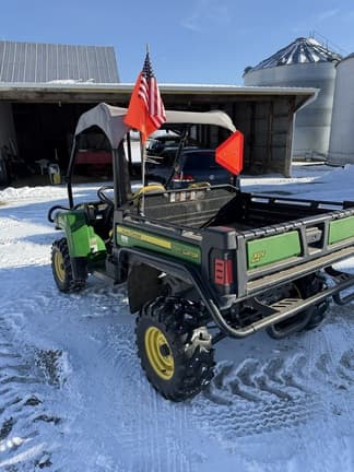 Image of John Deere XUV 625i equipment image 1