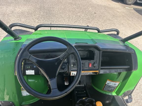 Image of John Deere Gator XUV 625i equipment image 4