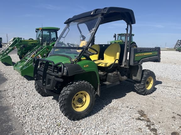 Image of John Deere XUV 625i equipment image 2