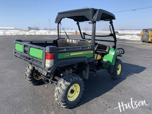 Image of John Deere XUV 625i equipment image 4