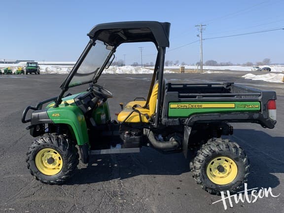 Image of John Deere XUV 625i equipment image 3