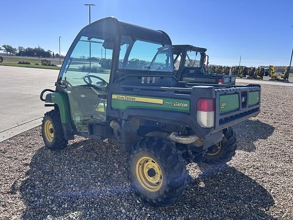 Image of John Deere Gator XUV 825i equipment image 1