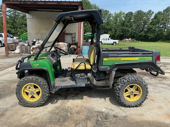 Image of John Deere Gator XUV 825i equipment image 3