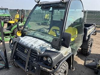 Image of John Deere Gator XUV 825i equipment image 2