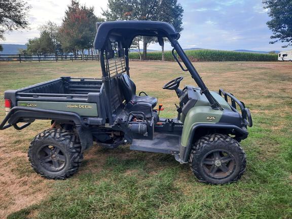 Image of John Deere Gator XUV 825i equipment image 3