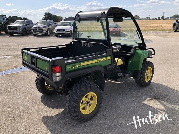 Image of John Deere Gator XUV 825i equipment image 2