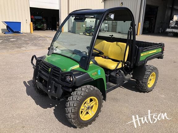 Image of John Deere Gator XUV 825i equipment image 1