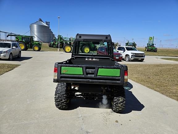 Image of John Deere Gator XUV 825i equipment image 4