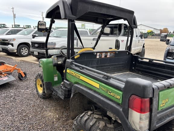 Image of John Deere Gator XUV 825i equipment image 4