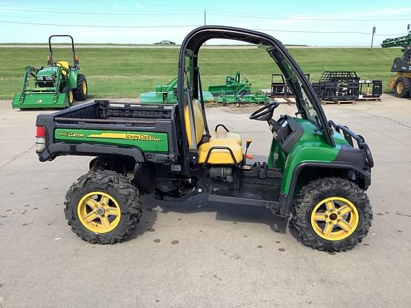 Image of John Deere Gator XUV 825i equipment image 3