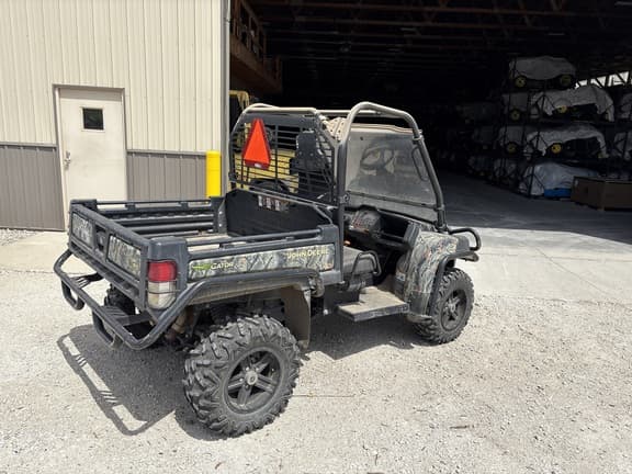 Image of John Deere Gator XUV 825i equipment image 3
