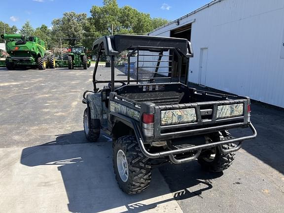 Image of John Deere Gator XUV 825i equipment image 1