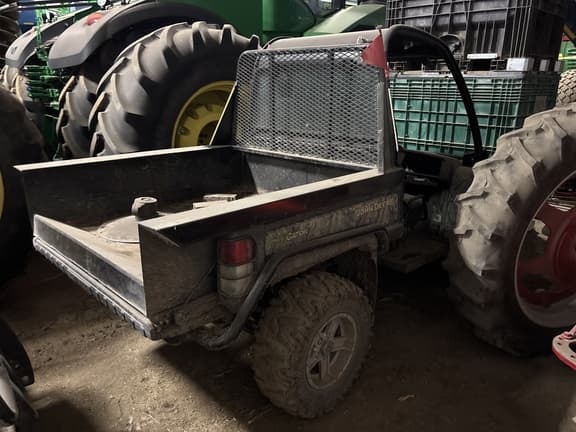 Image of John Deere Gator XUV 825i equipment image 1