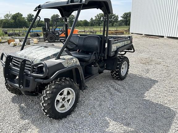 Image of John Deere Gator XUV 825i equipment image 1