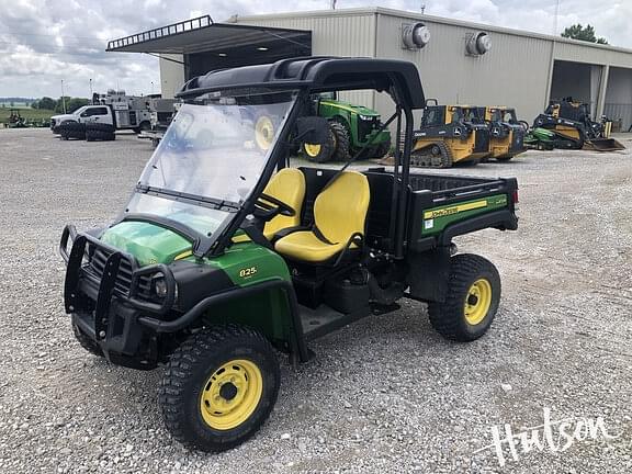 Image of John Deere Gator XUV 825i equipment image 1