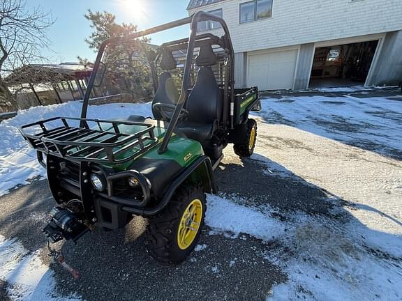 Image of John Deere Gator XUV 825i equipment image 4