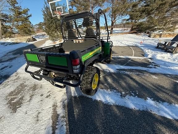 Image of John Deere Gator XUV 825i equipment image 2