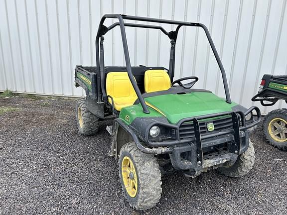 Image of John Deere Gator XUV 825i equipment image 1