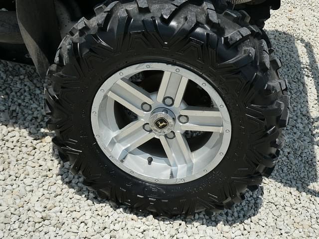 Image of John Deere Gator XUV 825i equipment image 3