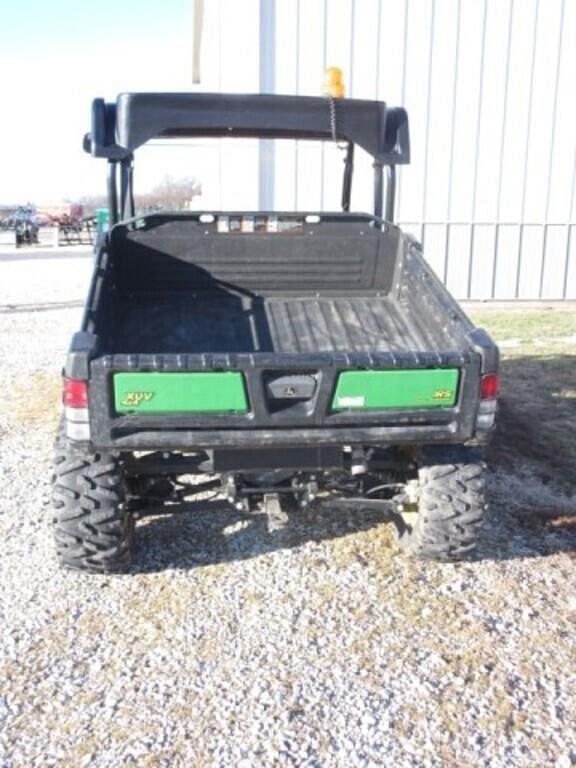 Image of John Deere Gator XUV 825i equipment image 4