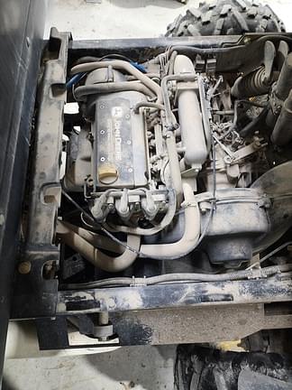 Image of John Deere Gator XUV 825i equipment image 1