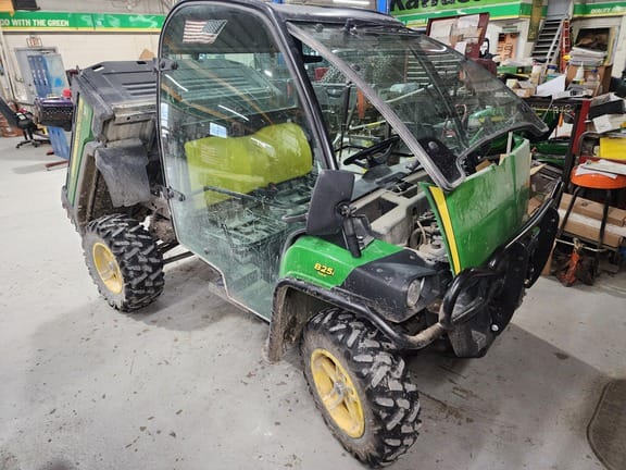 2012 John Deere Gator XUV 825i Equipment Image0