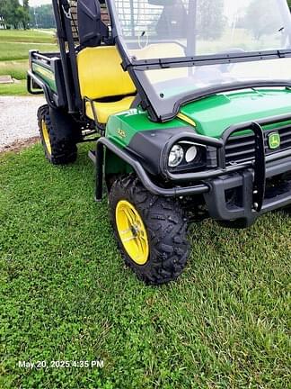 Image of John Deere Gator XUV 825i equipment image 1