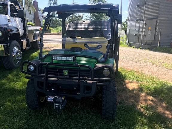 Image of John Deere Gator XUV 825i equipment image 1