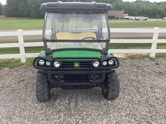 Image of John Deere Gator XUV 825i equipment image 3
