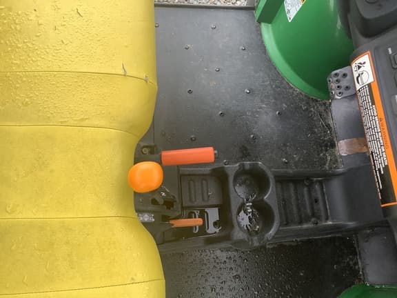 Image of John Deere Gator XUV 825i equipment image 2