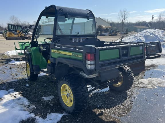 Image of John Deere Gator XUV 825i equipment image 4