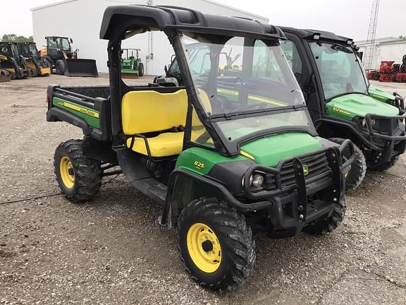 Image of John Deere Gator XUV 825i equipment image 1