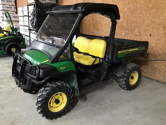 Image of John Deere Gator XUV 825i equipment image 2