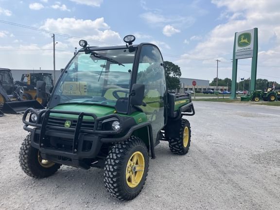 Main image John Deere Gator XUV 825i