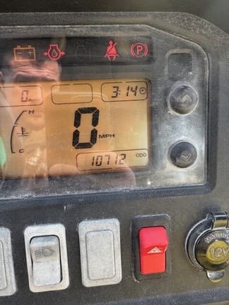 Image of John Deere Gator XUV 825i equipment image 4