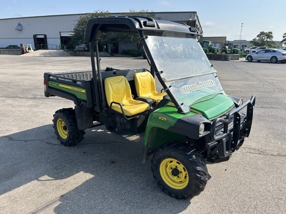 Image of John Deere Gator XUV 825i equipment image 2