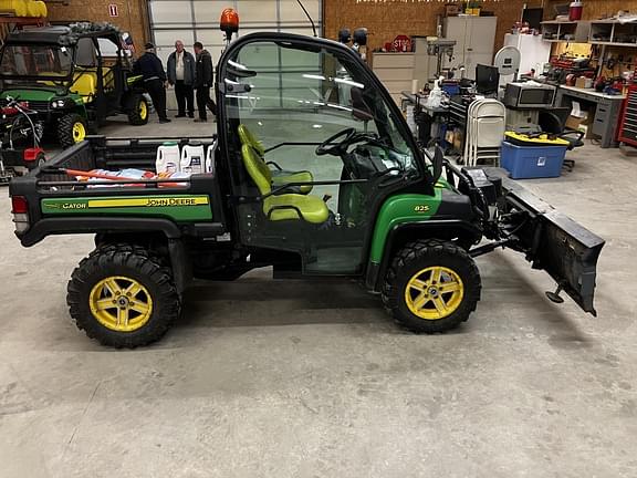 Image of John Deere Gator XUV 825i Primary image