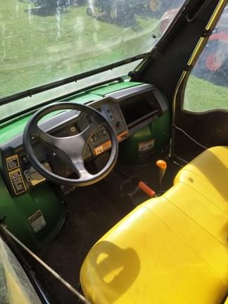 Image of John Deere Gator XUV 825i equipment image 4