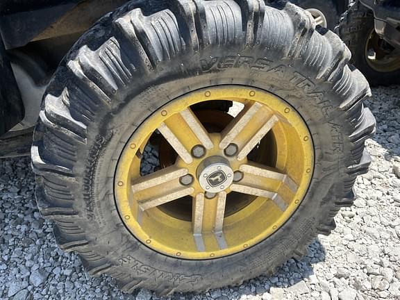 Image of John Deere Gator XUV 825i equipment image 2