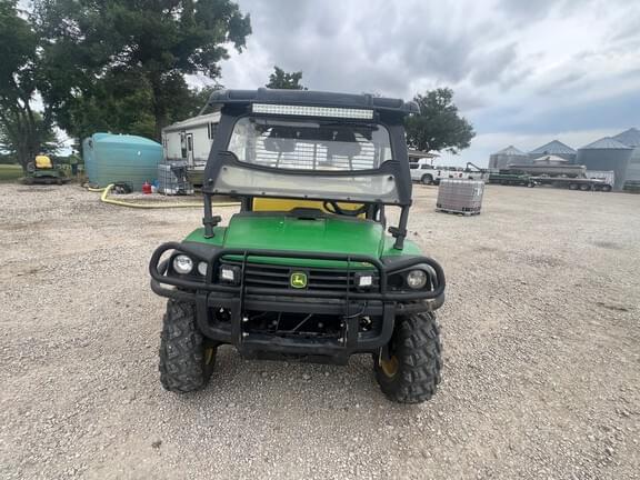Image of John Deere Gator XUV 825i equipment image 1