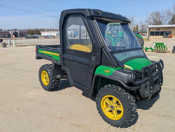 Image of John Deere Gator XUV 825i Primary image