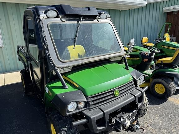 Image of John Deere Gator XUV 825i equipment image 2
