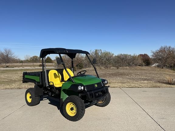 Image of John Deere Gator XUV 825i equipment image 2