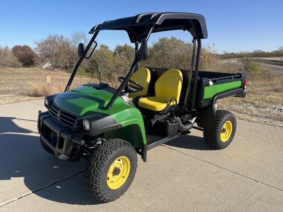 Main image John Deere Gator XUV 825i
